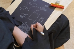 schwarz-weiß Zeichnen für Halloween